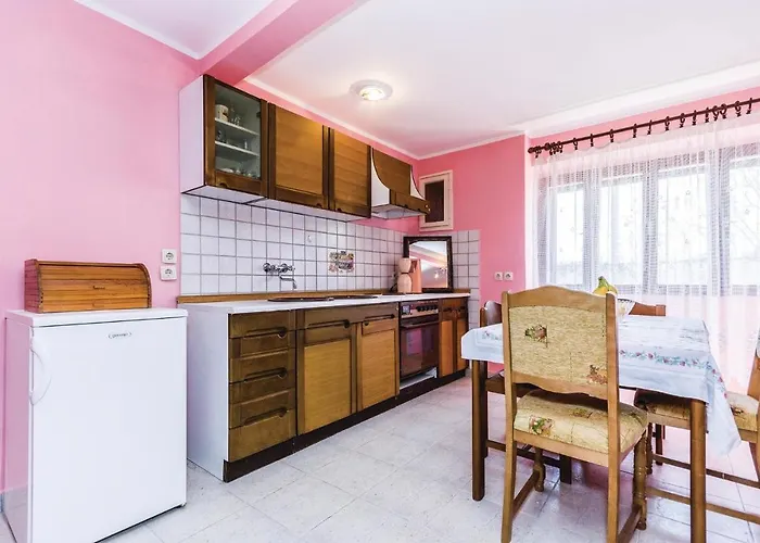 0-bedroom In